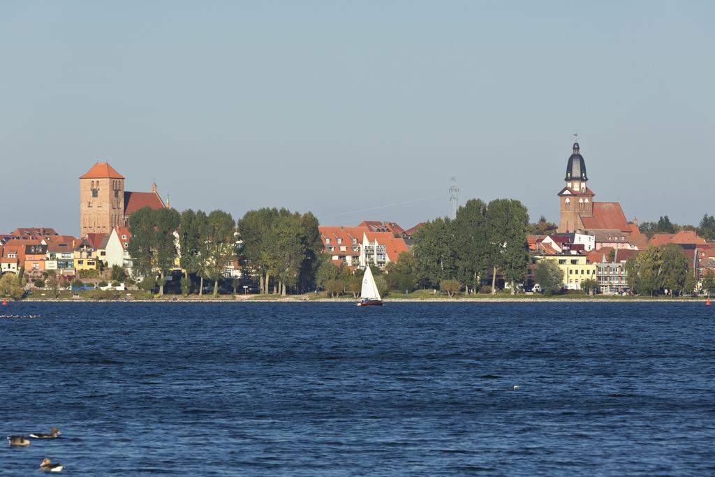 Seehotel Ecktannen Waren  Exterior photo