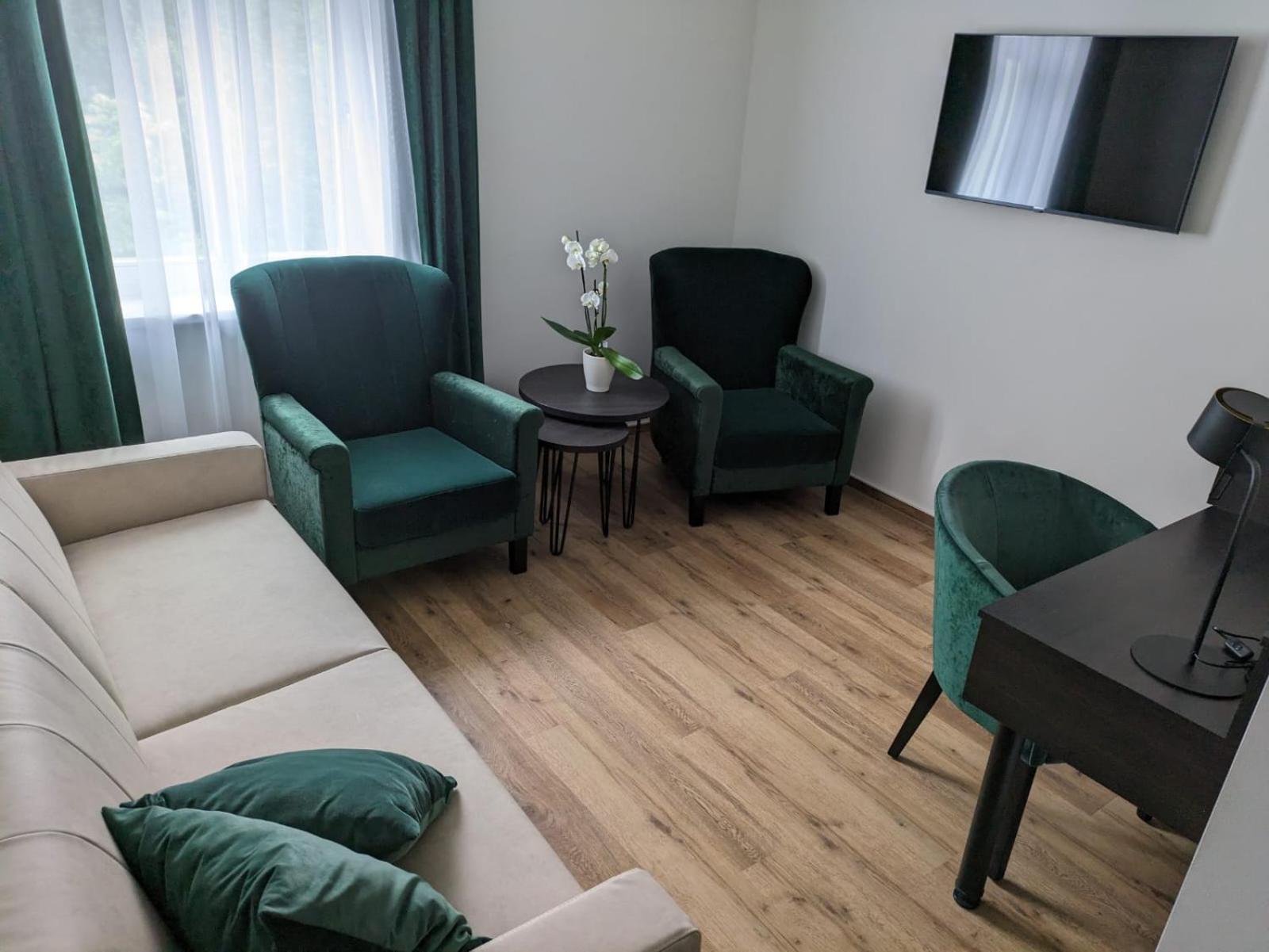 Seehotel Ecktannen Waren  Exterior photo