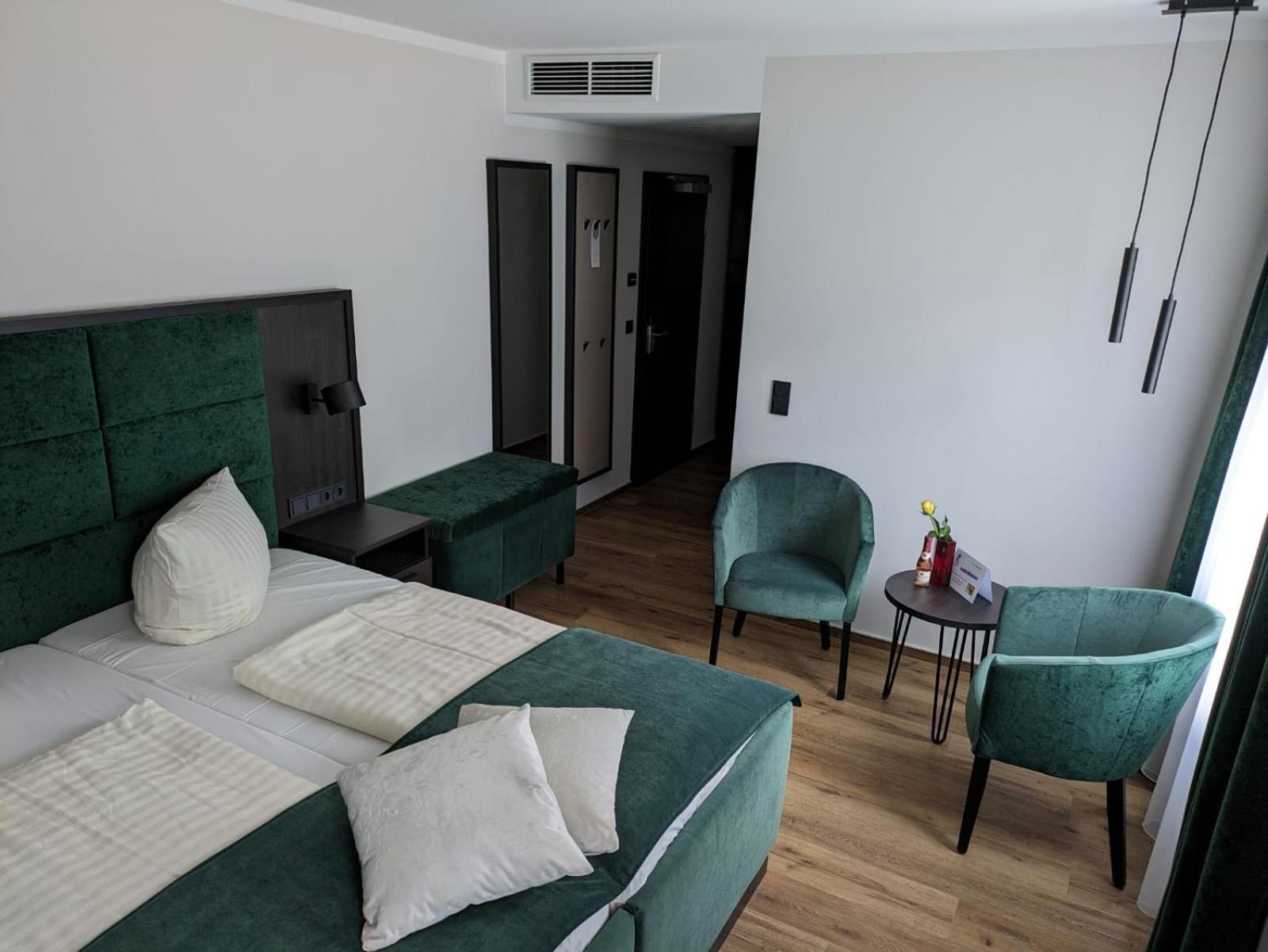 Seehotel Ecktannen Waren  Exterior photo